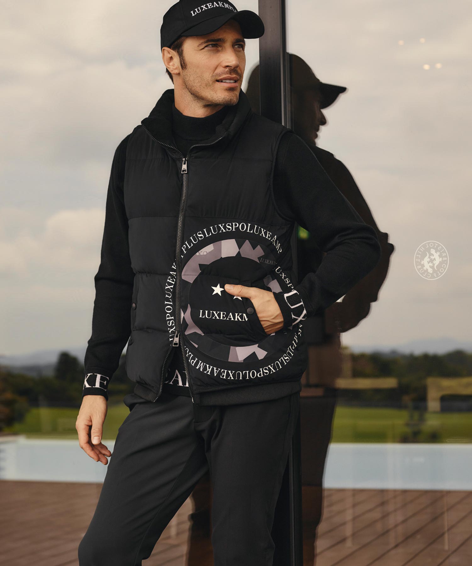 2022 A/W COLLECTION