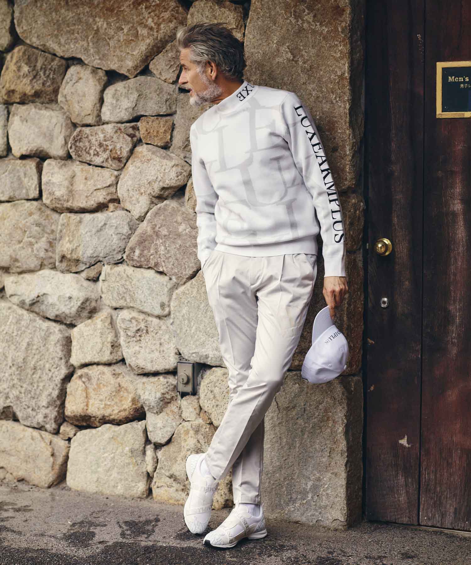 2023 A/W COLLECTION
